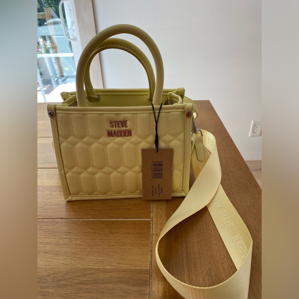 NWT Steve Madden Yellow Bniko Quilted Crossbody Purse Bag